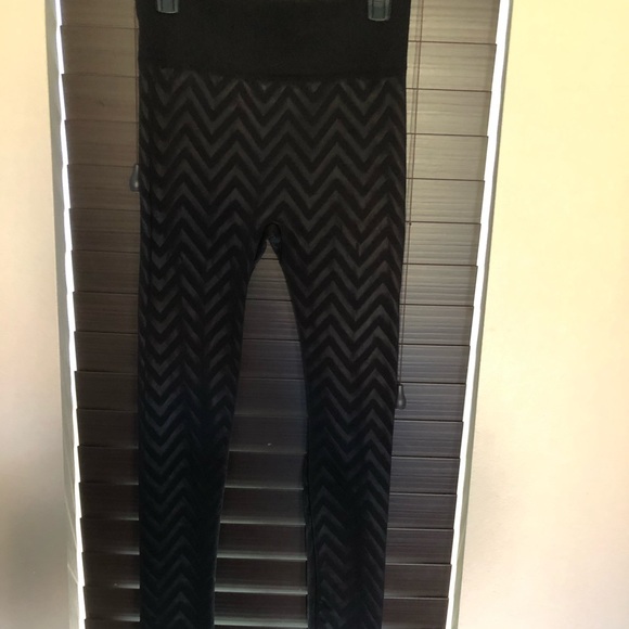 Tights - Picture 2 of 3